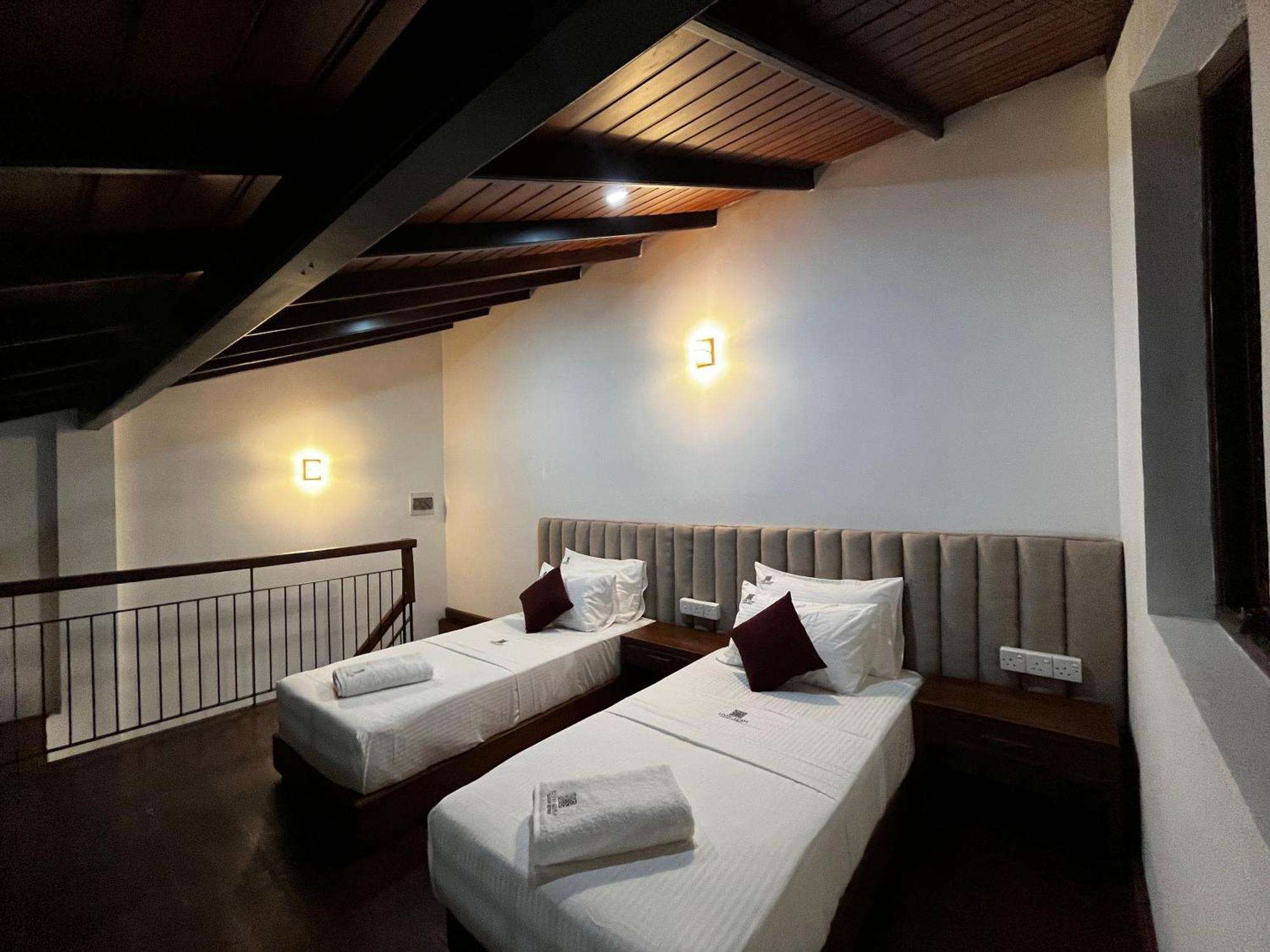 מלון אנוראדפורה Livin Lush Luxury Retreat מראה חיצוני תמונה