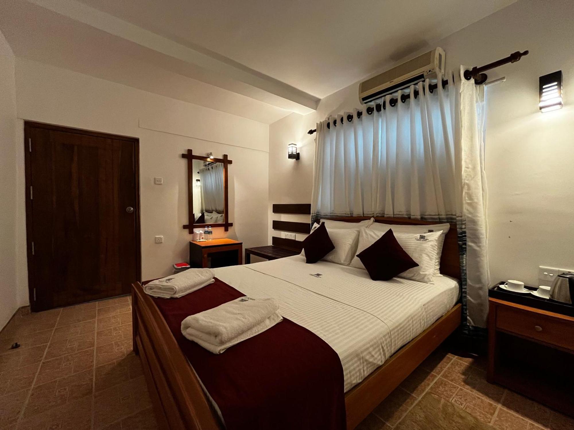 מלון אנוראדפורה Livin Lush Luxury Retreat מראה חיצוני תמונה