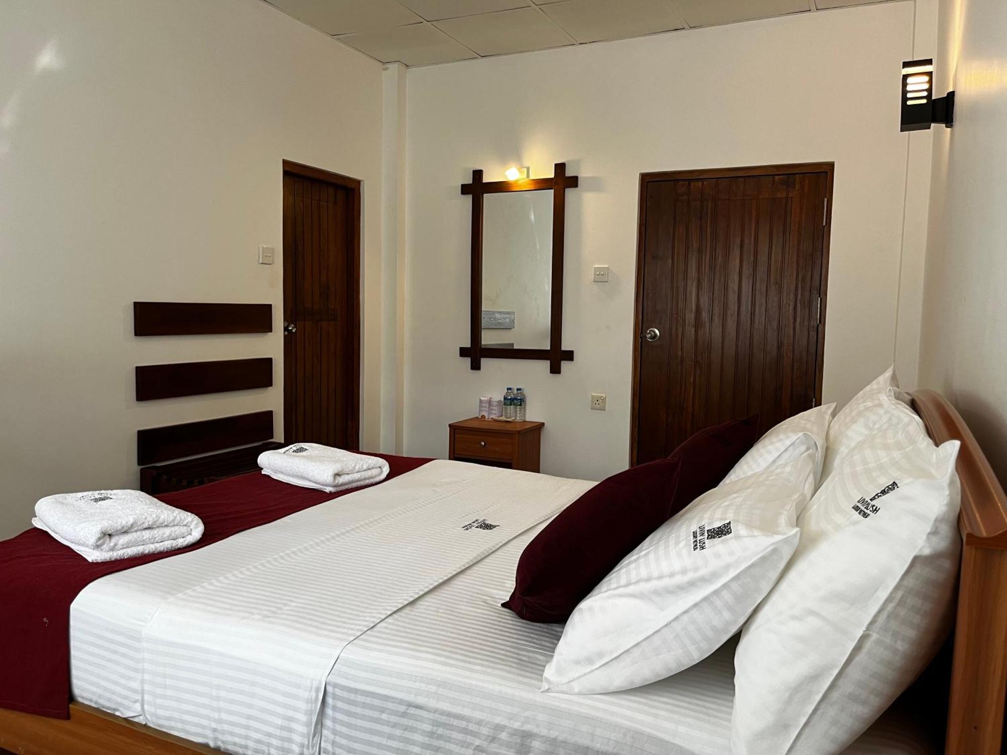 מלון אנוראדפורה Livin Lush Luxury Retreat מראה חיצוני תמונה